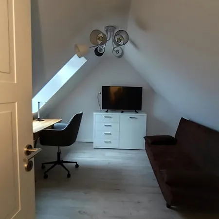 Kluetz Semi-detached House, 2 Double Beds, 2 Single Beds Apartman Neustadt in Holstein