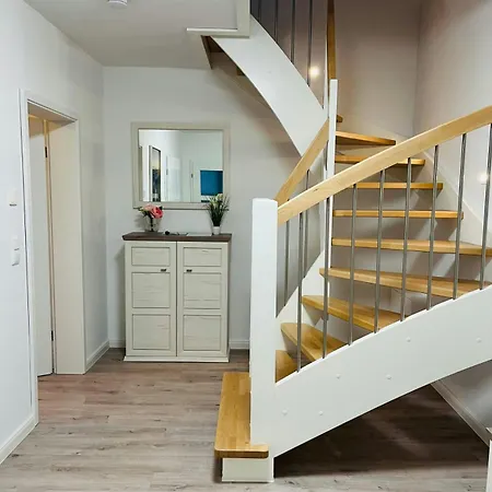 Kluetz Semi-detached House, 2 Double Beds, 2 Single Beds Appartement