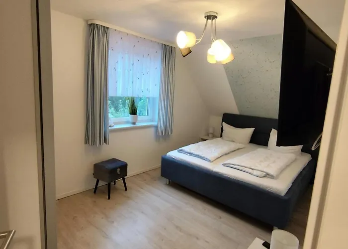 דירה Kluetz Semi-detached House, 2 Double Beds, 2 Single Beds *