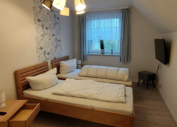 Kluetz Semi-detached House, 2 Double Beds, 2 Single Beds * קלוץ