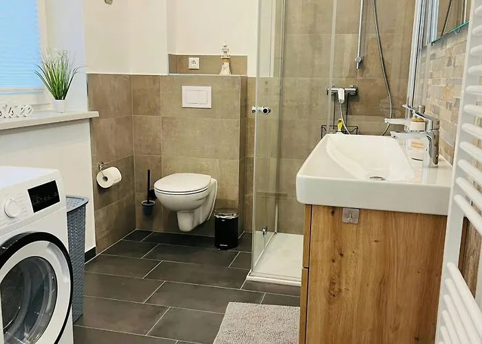 Kluetz Semi-detached House, 2 Double Beds, 2 Single Beds דירה