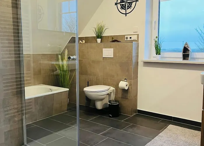 Kluetz Semi-detached House, 2 Double Beds, 2 Single Beds דירה *